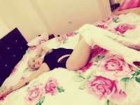 Alev-alev doyumsuz hatun Evren