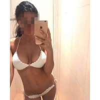 Baştan çıkaran ön sevişme yapan eskort Pirilti