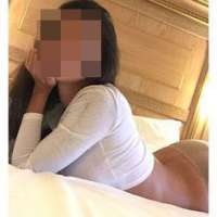 Baştan çıkaran ön sevişme yapan eskort Pirilti