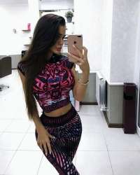 Cazibeli ön sevişme yapan escort Burcu