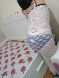 Çekici beyaz tenli eskort Hediye