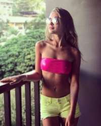 Çekici otelde buluşan hanım Candan