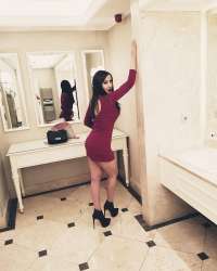 Etkileyici orijinal resimli bayan Müjgan