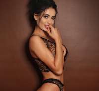 Gösterişli genç kız Fuldem