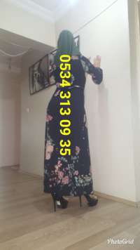 Gösterişli kaprissiz kız Funda