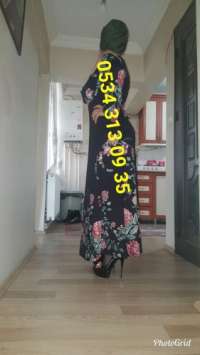 Gösterişli kaprissiz kız Funda