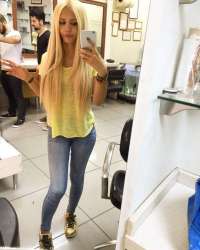 Harika otelde buluşan hanım Aybüke