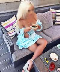 Kusursuz fatezi yapan hatun Defne
