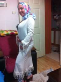 Muhteşem genç bayan Cemre