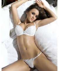 Muhteşem genç kız Feza