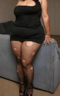 Neşeli deneyimli kadın Nafia