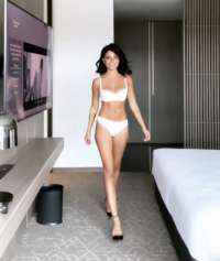 Neşeli masöz escort övün