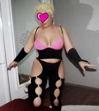 Seksapel eve gelen escort Latife