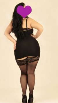 Seksapel kendi yeri olan eskort Güzide