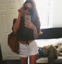 Seksapel ön sevişme yapan kadın Nuray