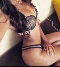 Seksi orijinal resimli escort Kamelya